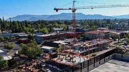 Eugene Oregon skyline with crane